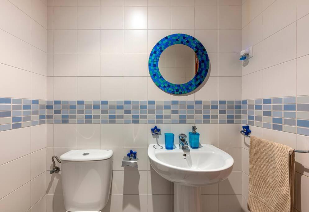Beautiful 2br With Terrace, Garden & Pool Apartment *